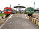 �x��002