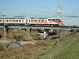 ���S017