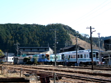 ���S004